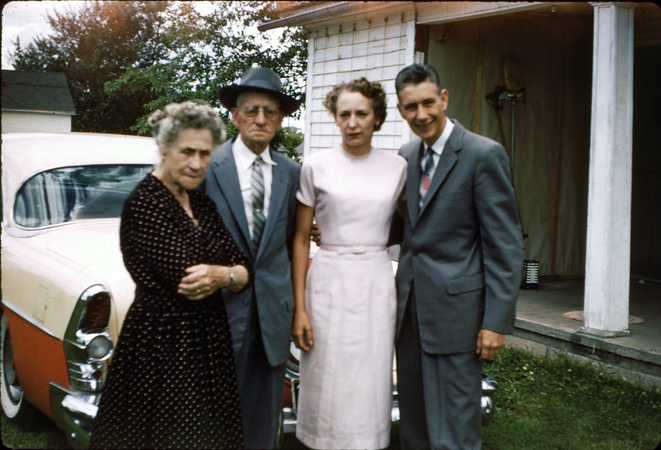23 Anges Wes Ruth Fran 1957 WI